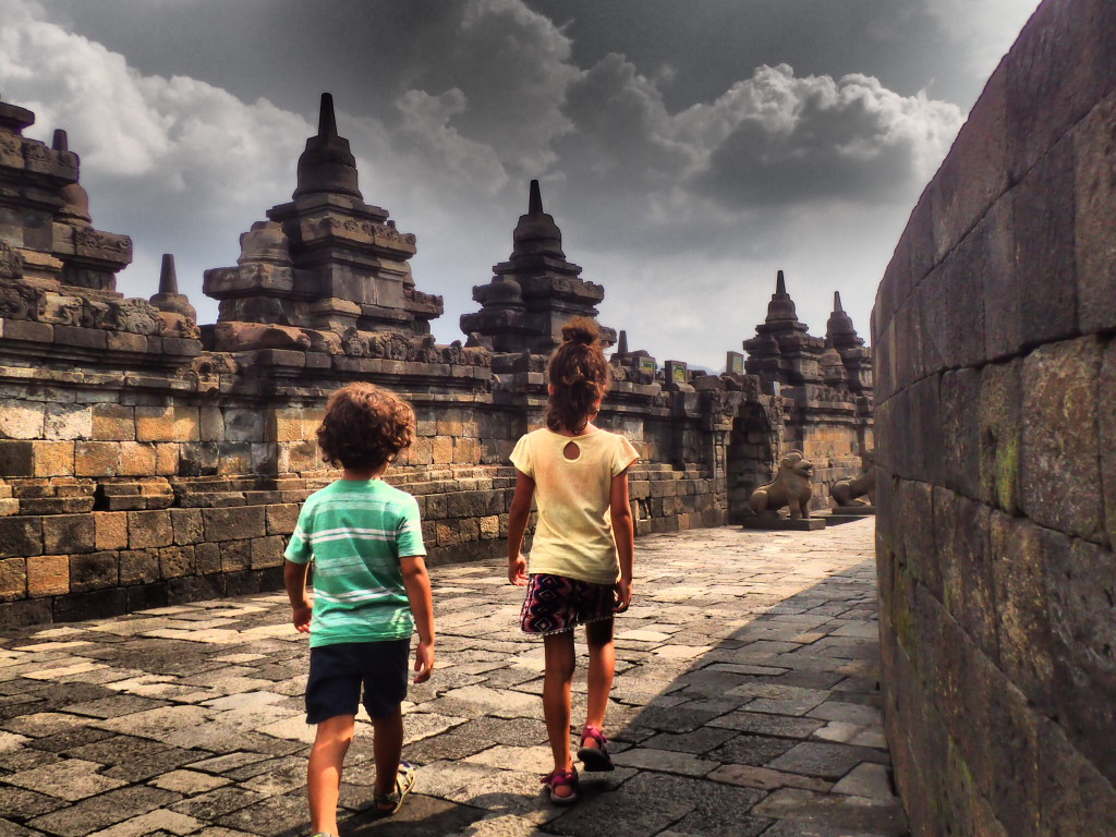 Borobudur-temple-java