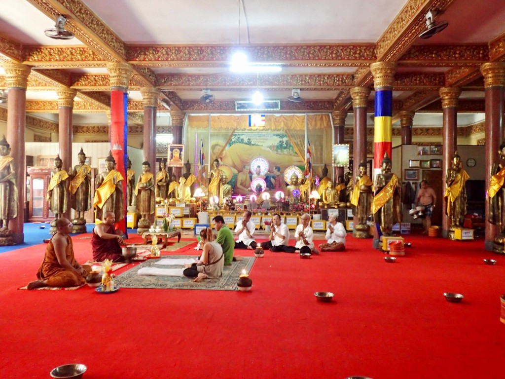 Phnom-Penh-renovada-Ceremonia