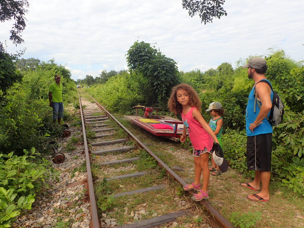 activites-a-faire-a-battambang-train-cambodge
